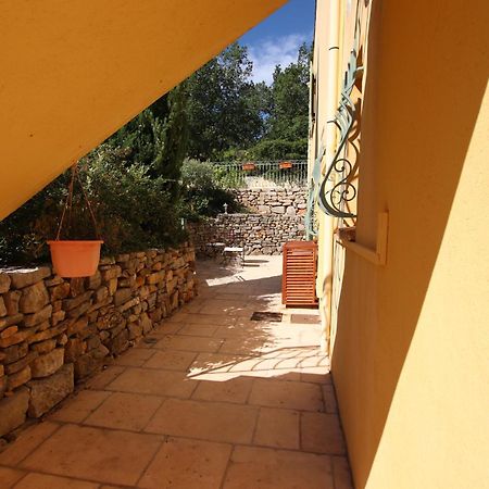 LE MAS DES TARENTES Chambres d'hôtes Trans-en-Provence Extérieur photo