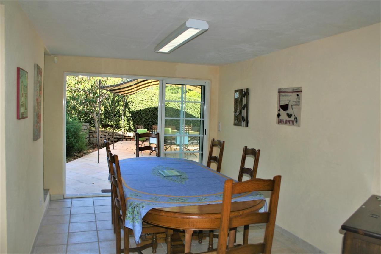 LE MAS DES TARENTES Chambres d'hôtes Trans-en-Provence Extérieur photo